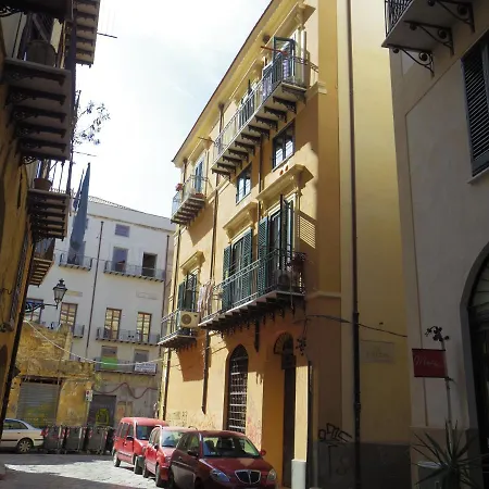 Family House - Bb Maletto 3* Palerme